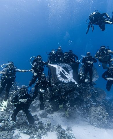 R3shbxm5fFU_1sMLWkzY1JHino2mi6SE0BehEA1508XxmPW4w4GriAdjBrqCL7N